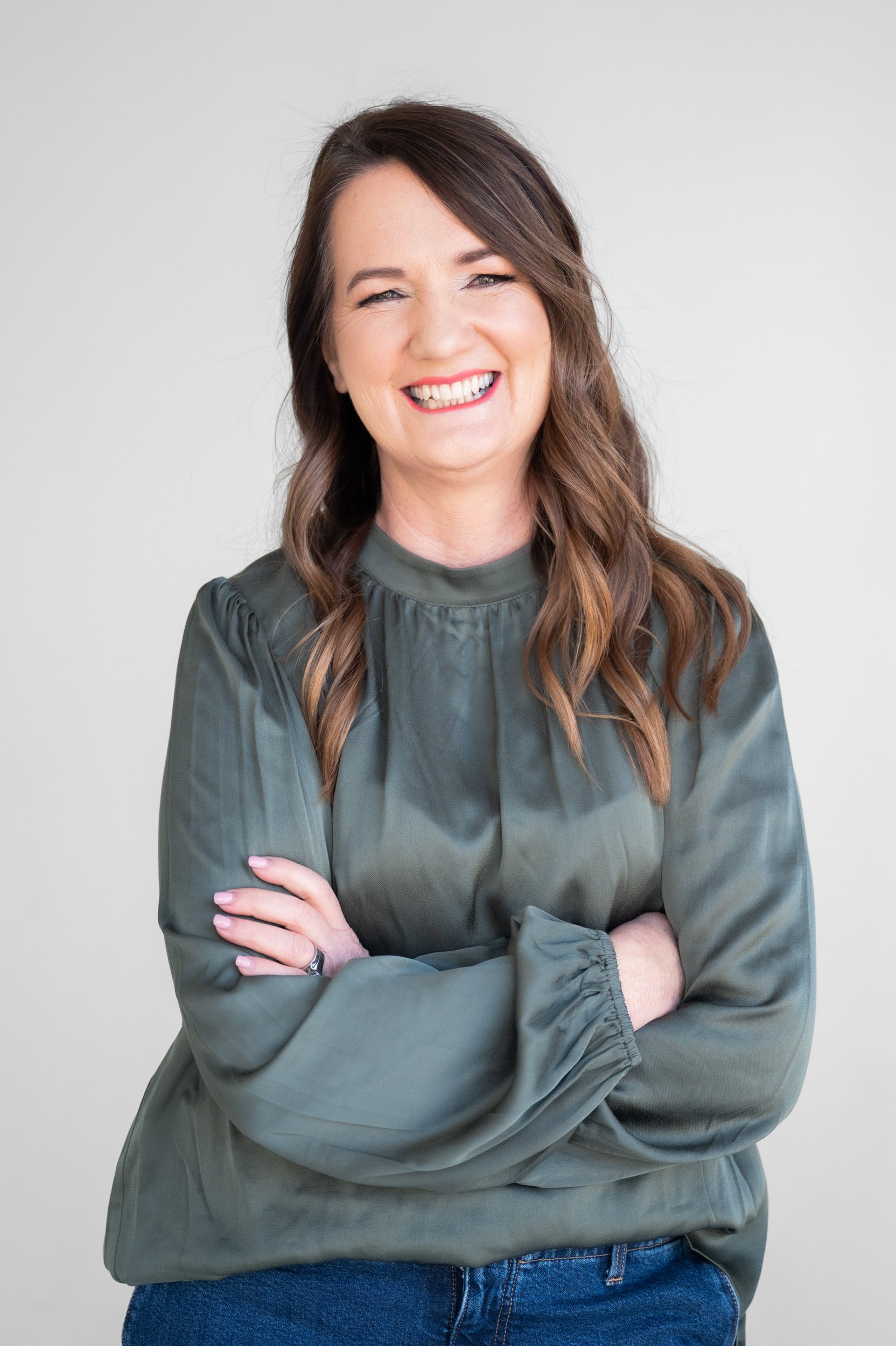 auckland-headshot-linkedin (3).jpg