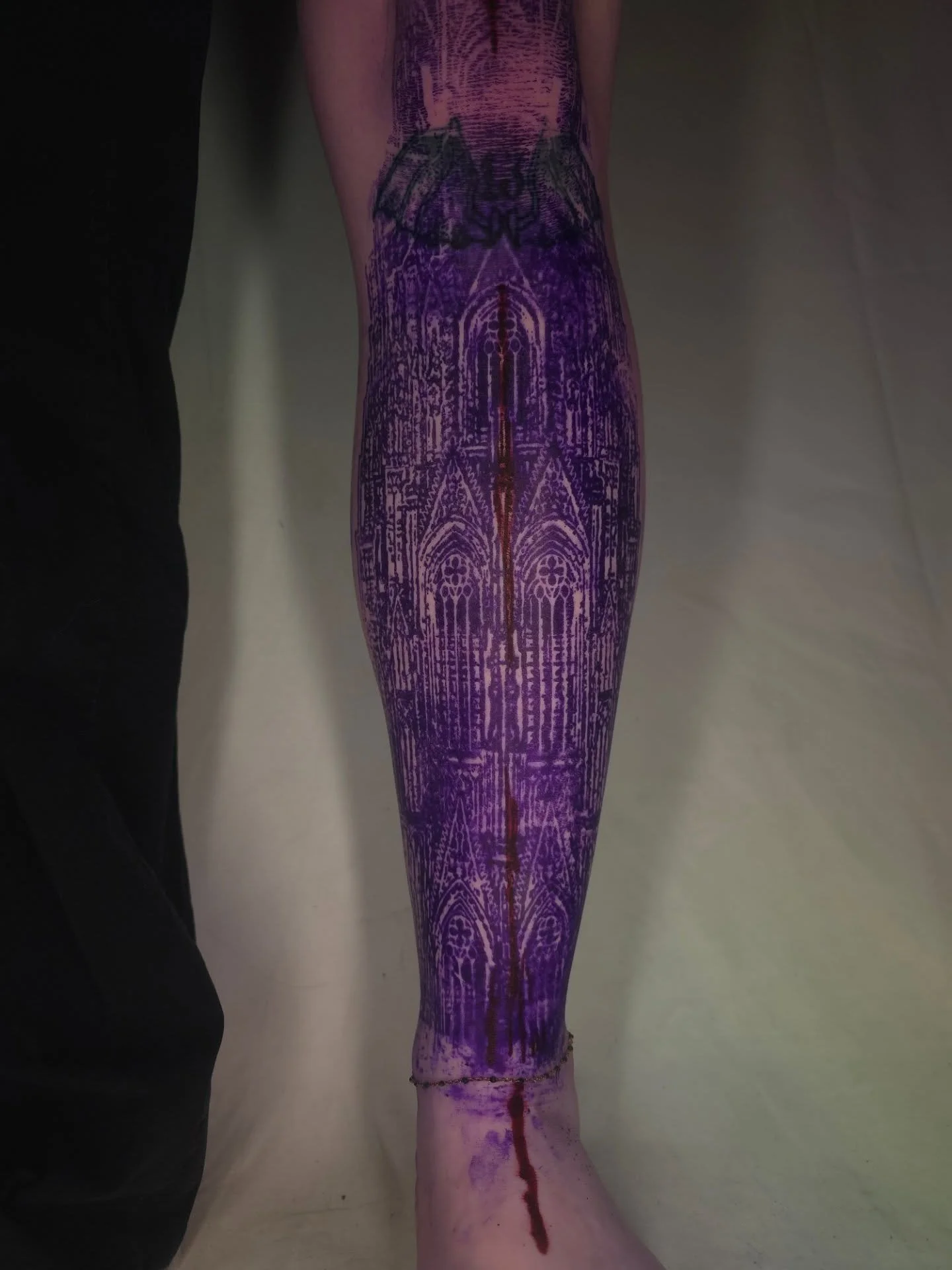 🧛&zwj;♂️ "God is not here. This is an empty box." ⛪️

#jakeulmertattoos #ohiotattooers #somethingdarker #darkart #castlevania