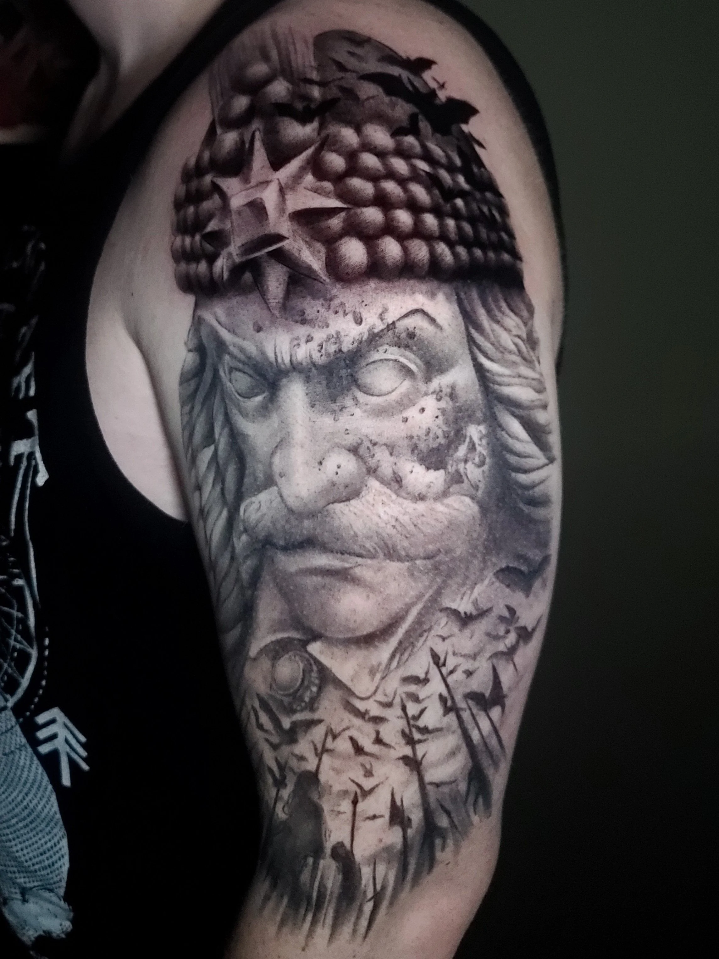 🦇 Vlad the Impaler 💀 Tattooed in 2022 ⏰

@skinandinkmag @allegoryink @electrumsupply
#jakeulmertattoos #darkart #horror #blackworktattoo #blackandgreytattoo