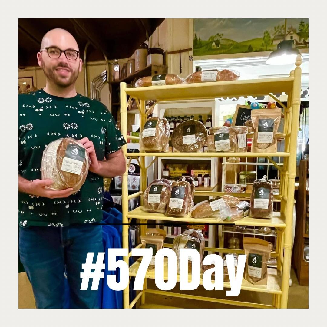 Happy #570day! 👏🏻 We love being apart NEPA and how so many of you make it possible by keeping our dream alive! Our passion is creating products for you that are both delicious and made with the beat ingredients! 🥖 Visit breadservicepa.com to see a