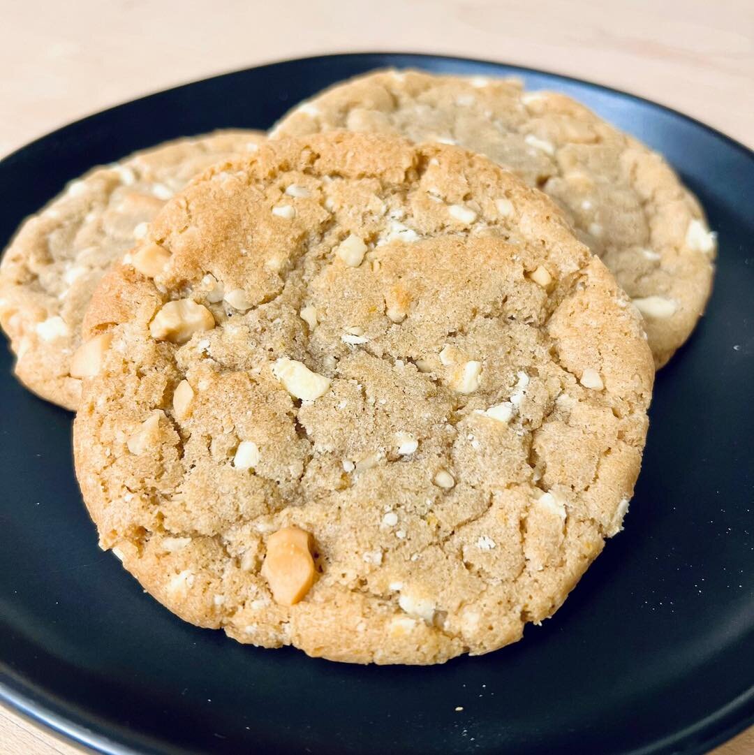 Salty, sweet, gooey white chocolate and salty creamy roasted macadamia nuts meet our brown butter cookie dough. 🥛 + 🍪 = ❤️ 

Order here: https://breadservicepa.com/breadshop/p/white-chocolate-macadamia-nut-cookies