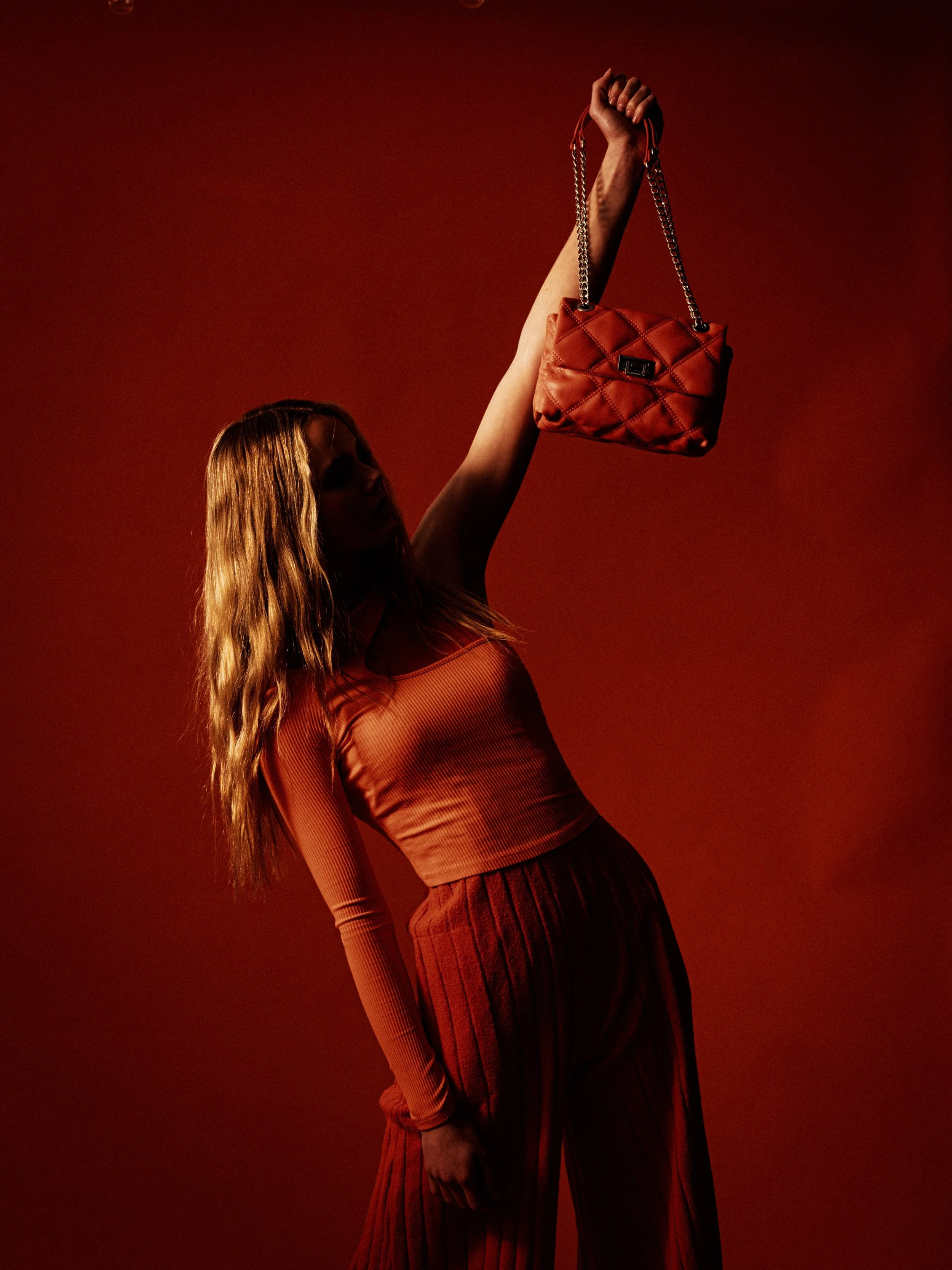 marsh-studio-fashion-accessory-editorial-red-handbag-monochrome-light-Fuji-GFX-Profoto.jpg