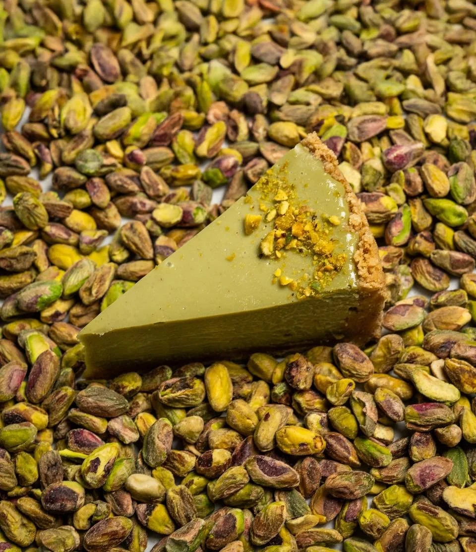 Not quite jumping on the Dubai chocolate trend, but instead opting for something a bit more classic.

Baked pistachio cheesecake with a crisp, buttery base, and the silkiest filling you can imagine. It&rsquo;s almost a bit too good 😉