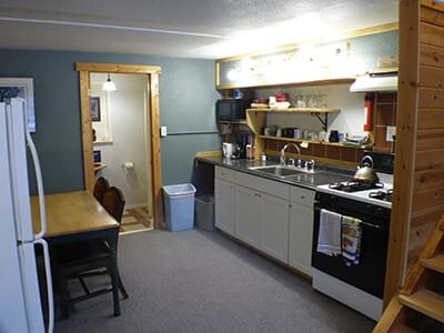  Kitchen inside Alyeska Hostel 