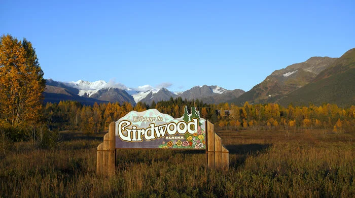 Visit Girdwood Sign