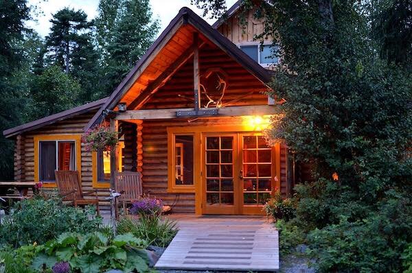  The outside of Alaska Wildland’s Keani River Lodge   