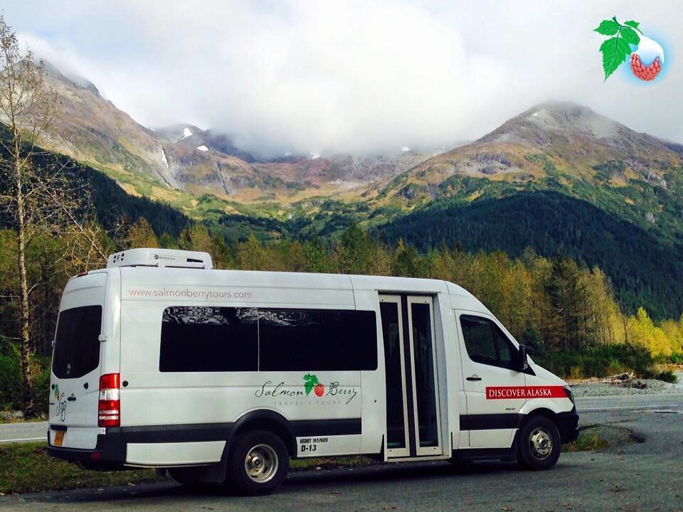  Salmon Berry Tour Bus 