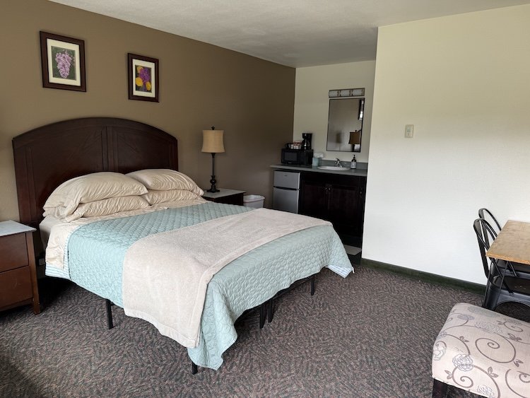  A room in Birdcreek Motel 