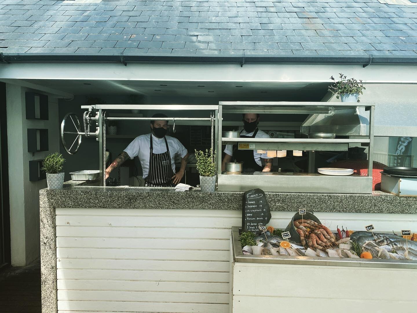 Gylly Beach Team needs you!

There are various positions available in our Kitchen looking for line cooks and short order cooks. Experience is ESSENTIAL for every role, with a passion for locally sourced produce and working in a professional kitchen.
