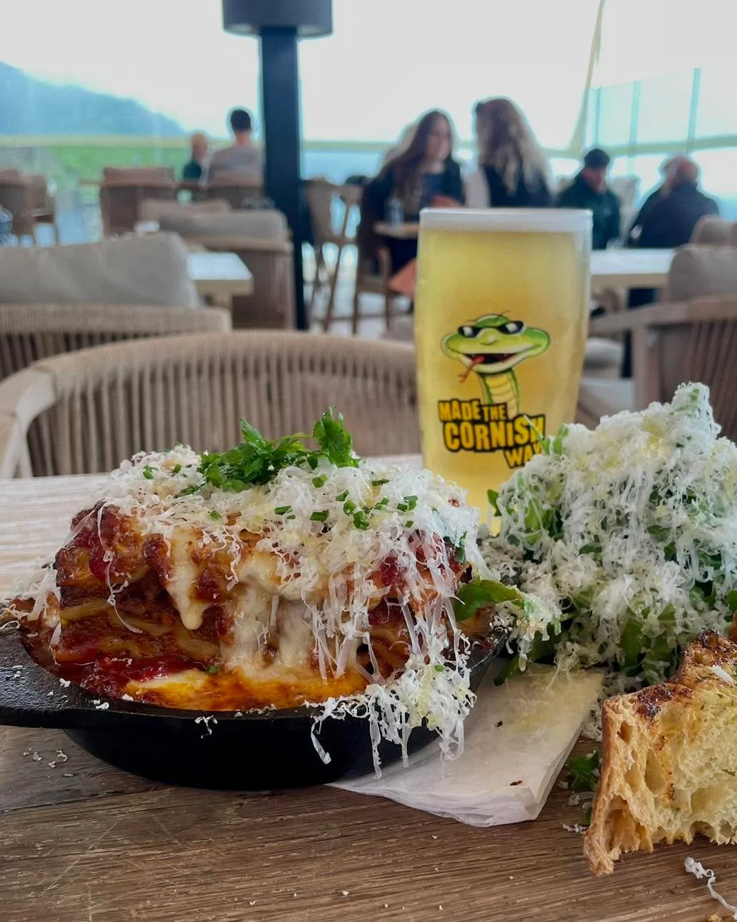 Say hello to comfort food season&hellip;starting with our Short Rib Lasagne - a rich, slow-cooked twist on a classic. Just one of the delicious dishes on our new Autumn Lunch &amp; Dinner menus 🍂

🌧️ Rainy outside? We&rsquo;ve got you sorted. From 