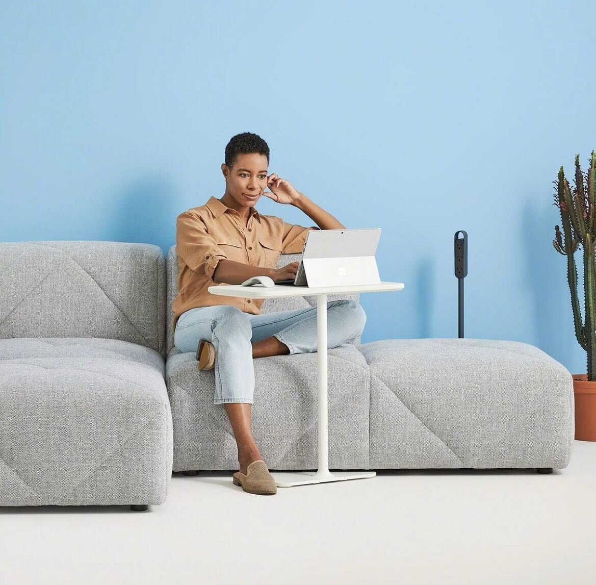 The BFF Sofa from @steelcase via @moooi is everyone's new best friend. 👯 The high quality, soft yet firm modular sofa system, offers endless configurations. Learn more by contacting us.
⁠
#betterispossible #workbetter #moooi #workplacedesign #office