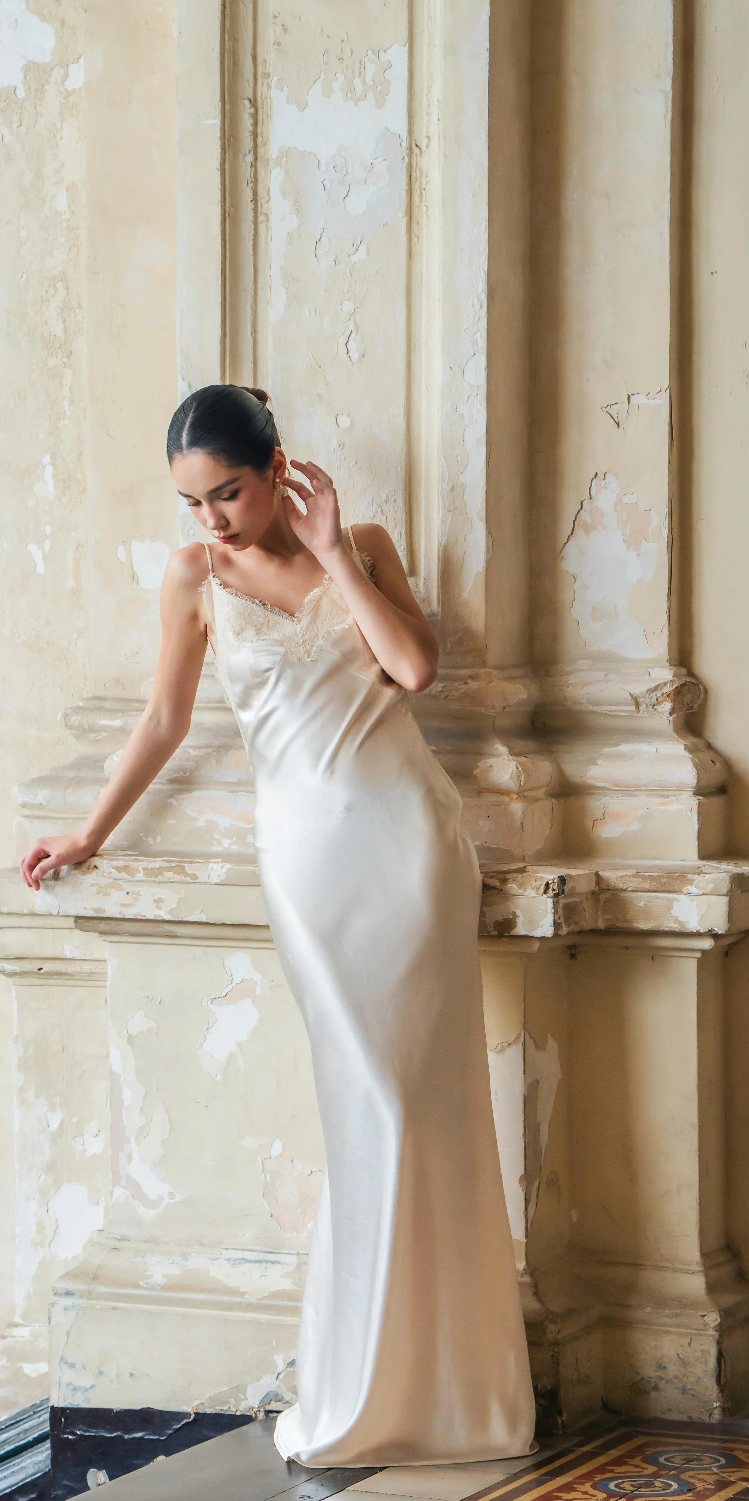 5 Subtle Ways To Turn Heads With Your Effortless Beauty