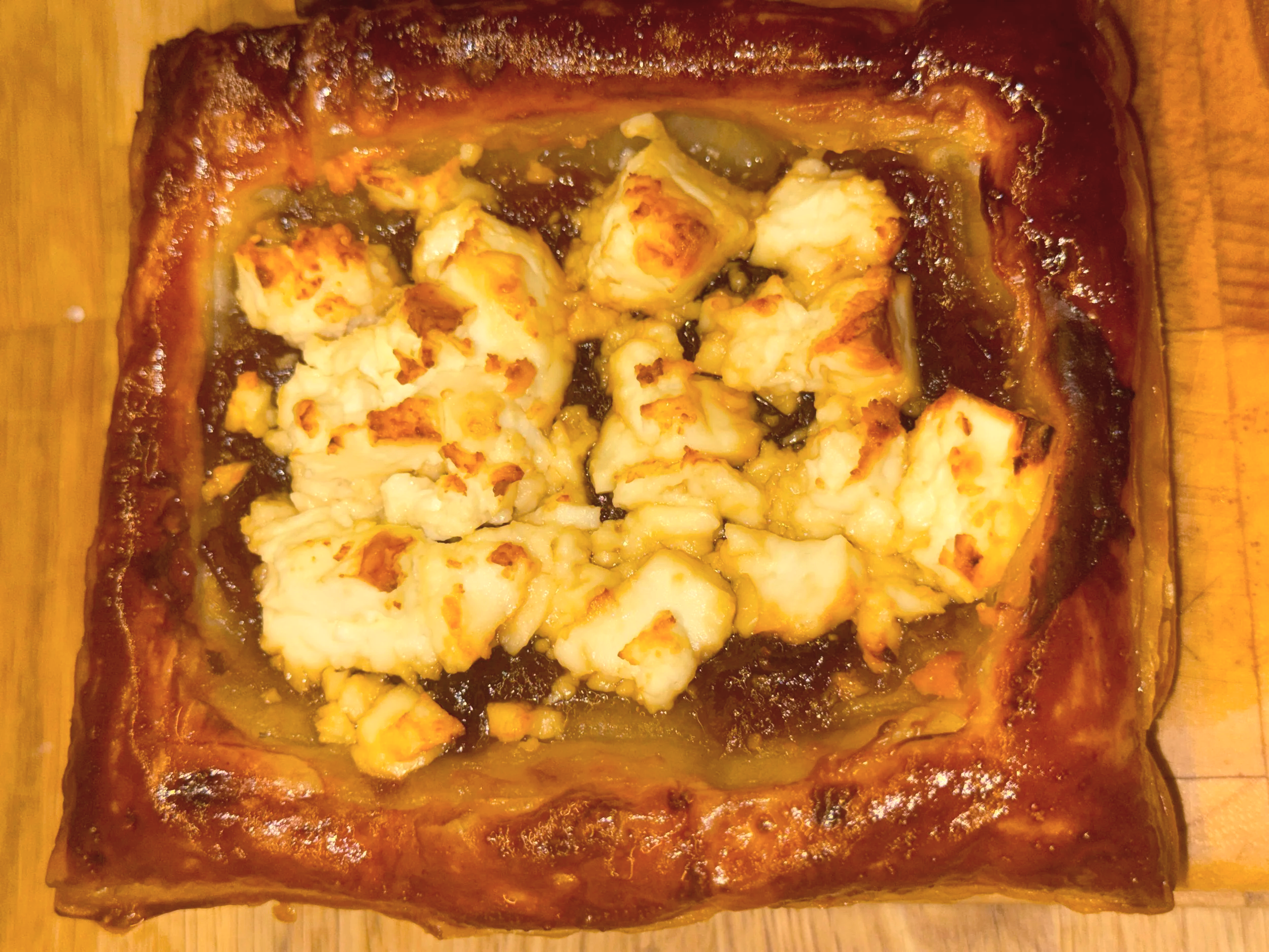 Feta and caramelised onion tart