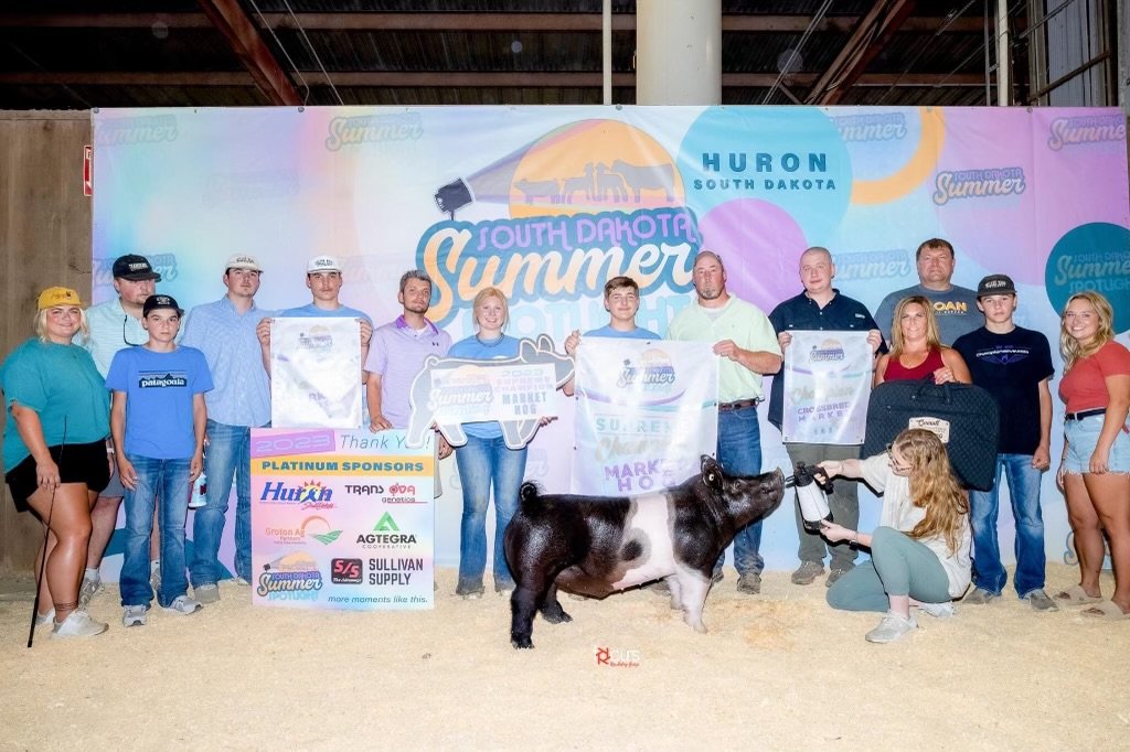 South Dakota Summer Spotlight Grand Champion Overall Shown by Cayson Bratland
