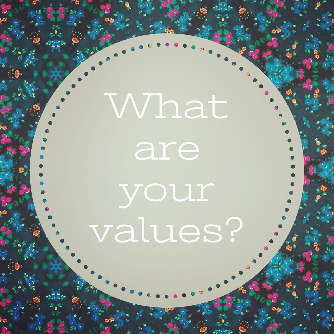 There ain&rsquo;t no better day like #monday to reconnect with your values.

When was the last time you stopped to reflect on exactly what your values are (there&rsquo;s lots of them) and whether you&rsquo;re living by them? 

When we make decisions 