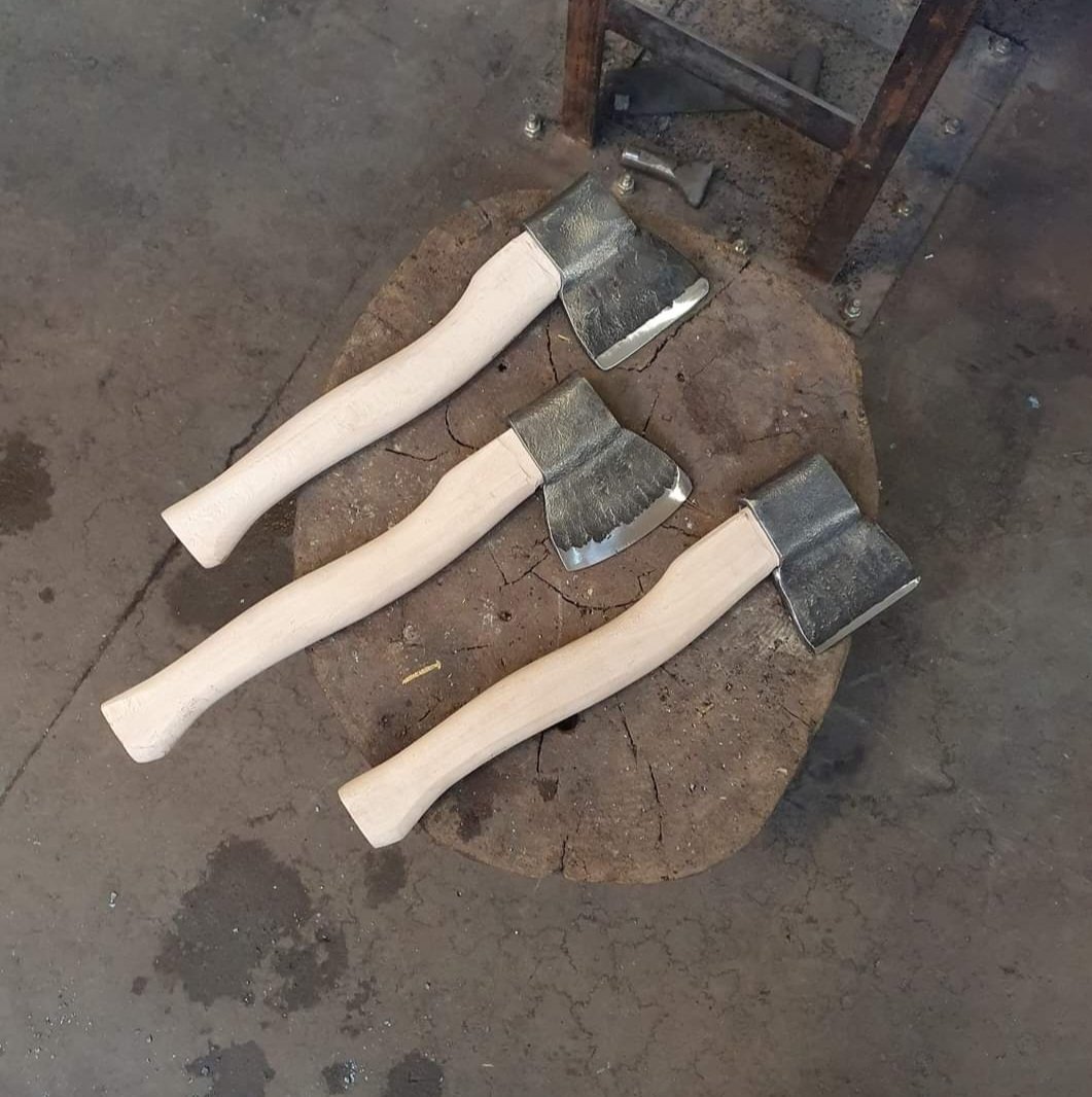 axe course pic 4.jpg