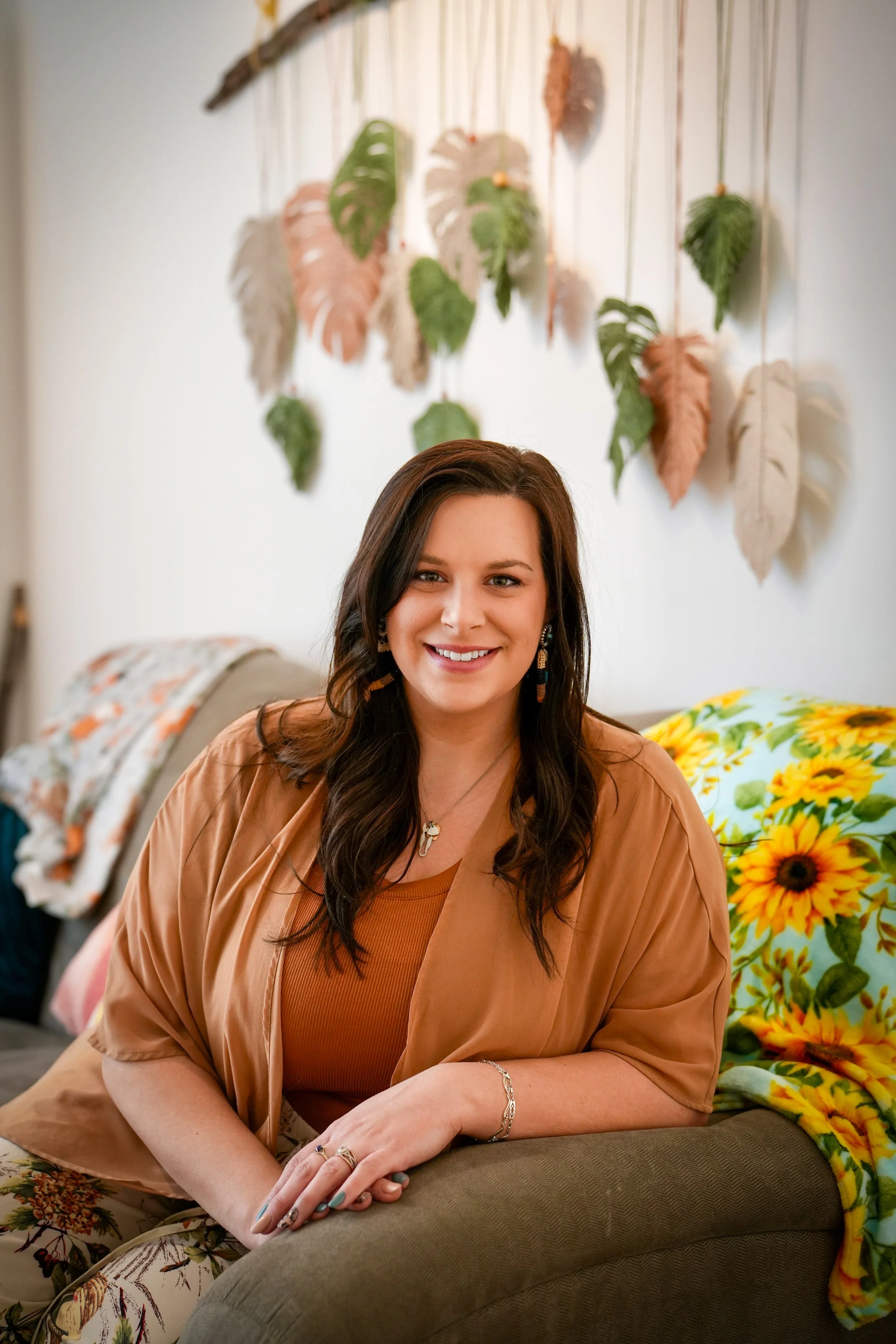 Jennifer Lanning, art therapist, female therapist