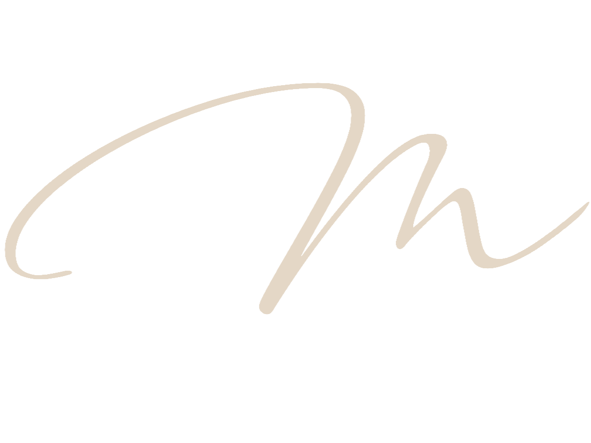  Maxine Eve