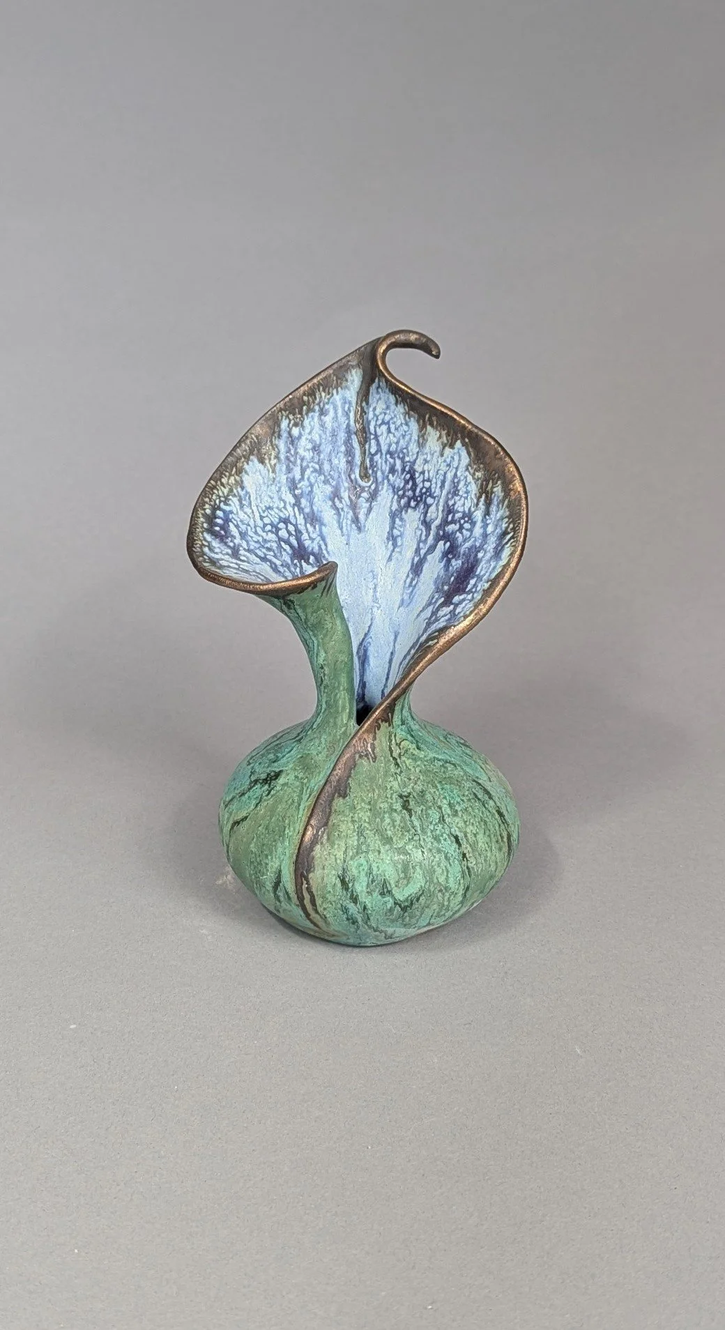 Calla vase 6.25" ht x 3.75" w 3.5" d