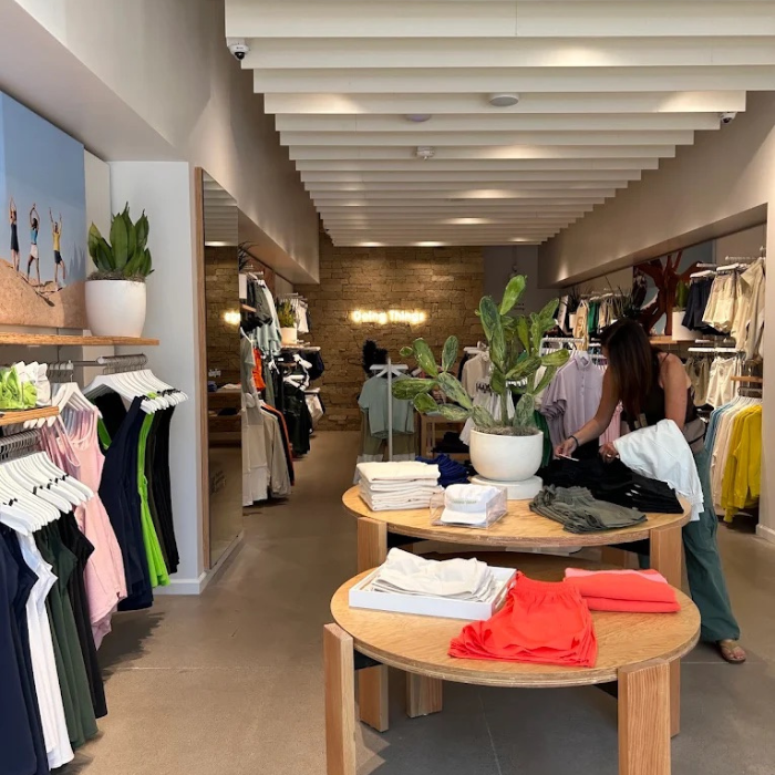 Outdoor Voices Kierland Commons