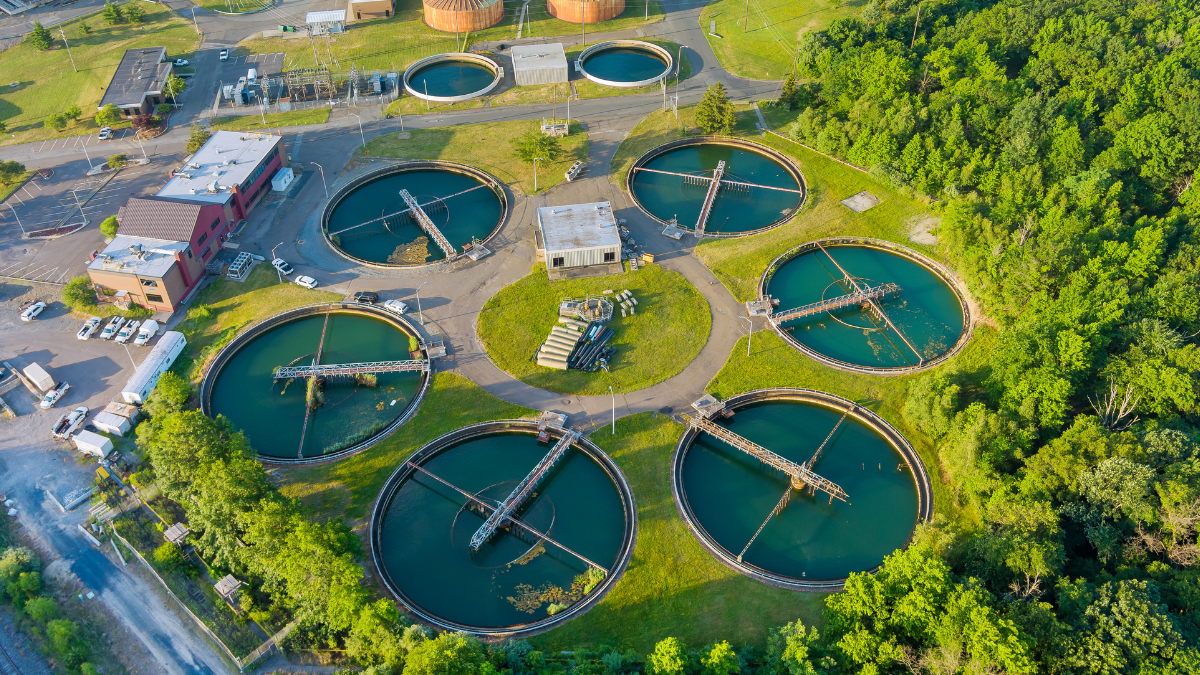 Wastewater and water infrastructure pipelines regulated in Maricopa County