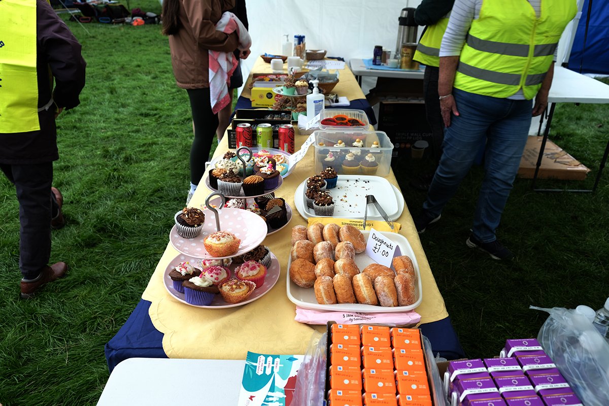 8737 Tea stand.jpg