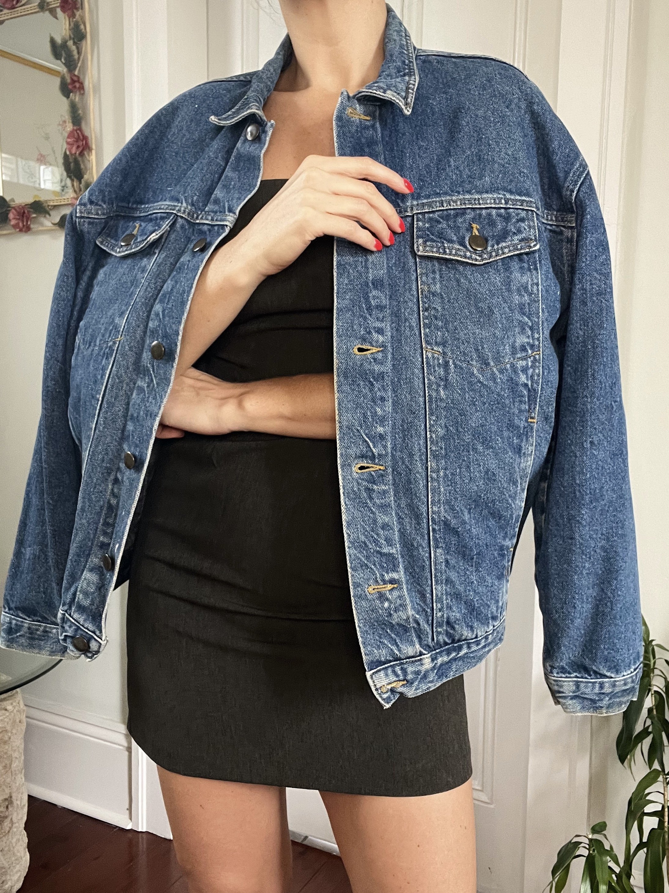 VintageUnisexPerfectOversizedDenimJacket2.jpg
