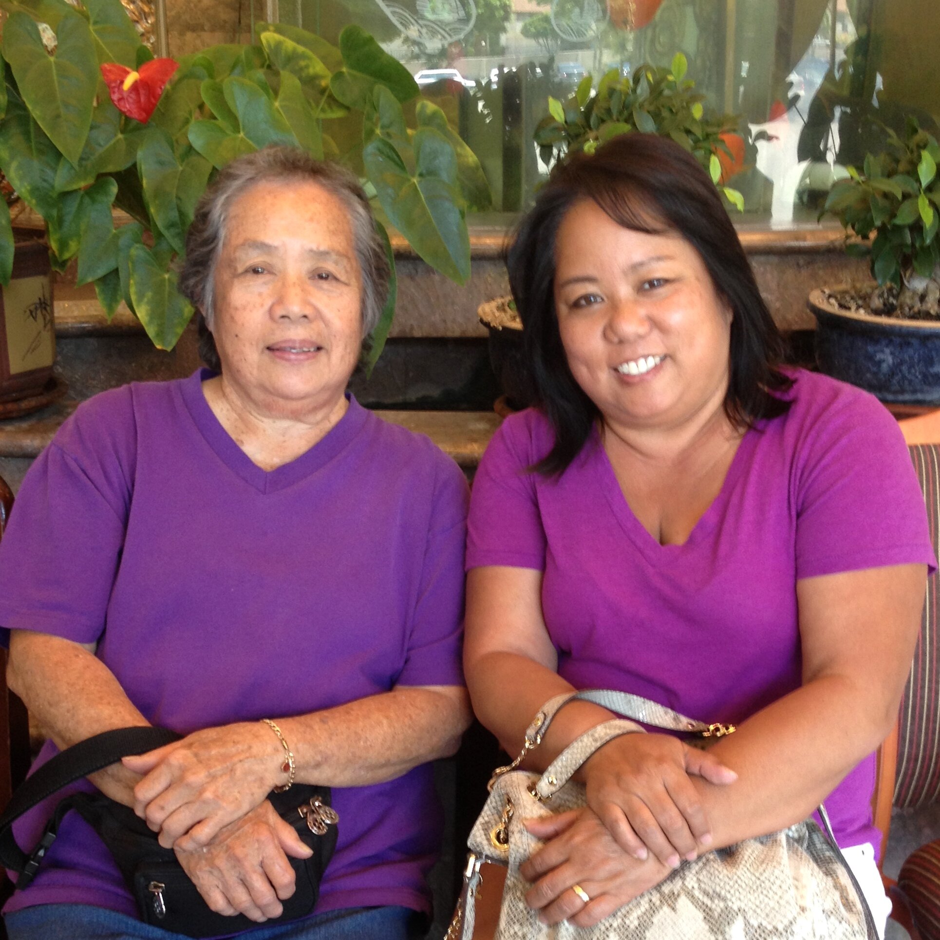  Allisa with her mom Lily 