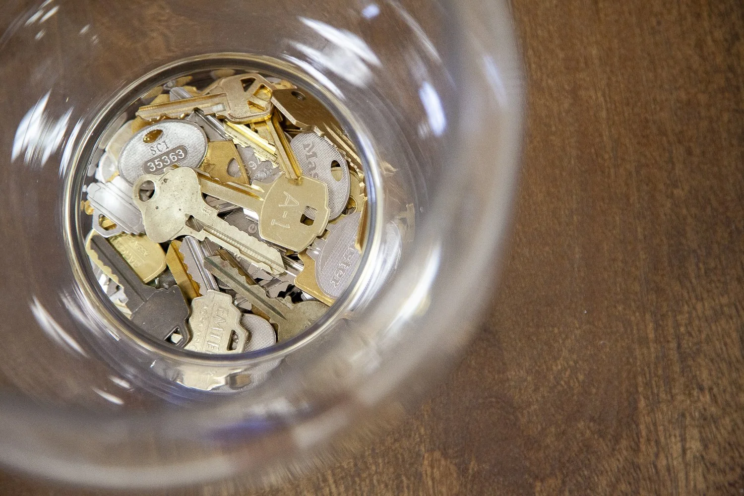 Art object photographed with directional lighting to emphasize form, surface texture, and contrast. Neutral background and careful exposure support accurate visual documentation.