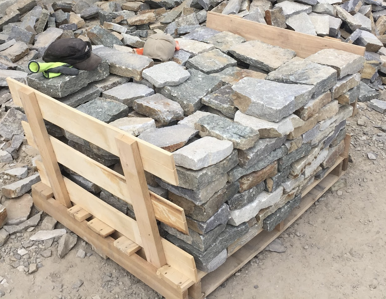 Pallet of veneer stone.png