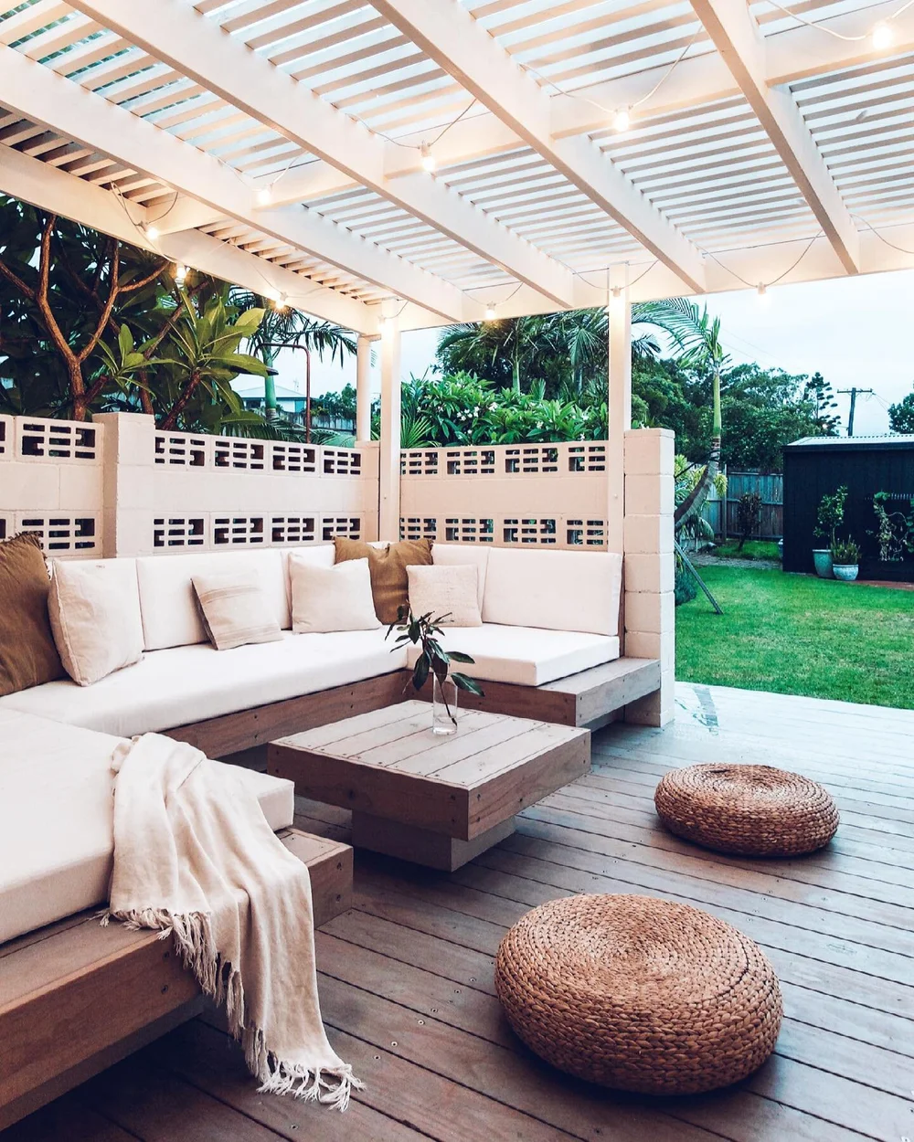 We&rsquo;ve dreamed about having an outdoor area like this...🥺If you need me, you&rsquo;ll know where I&rsquo;ll be under the ✨✨✨✨✨