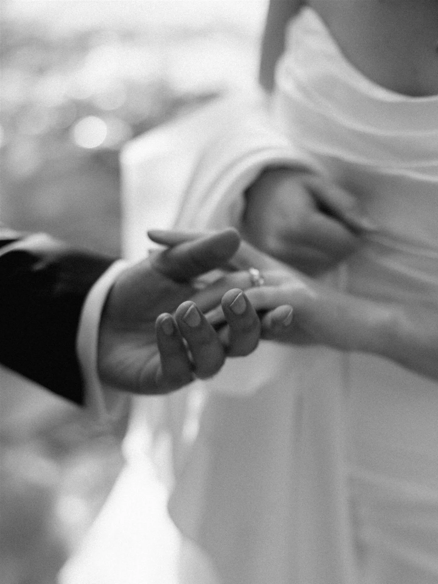 A sweet exchange between Anna and John while the boutonni&egrave;res were being pinned 💍