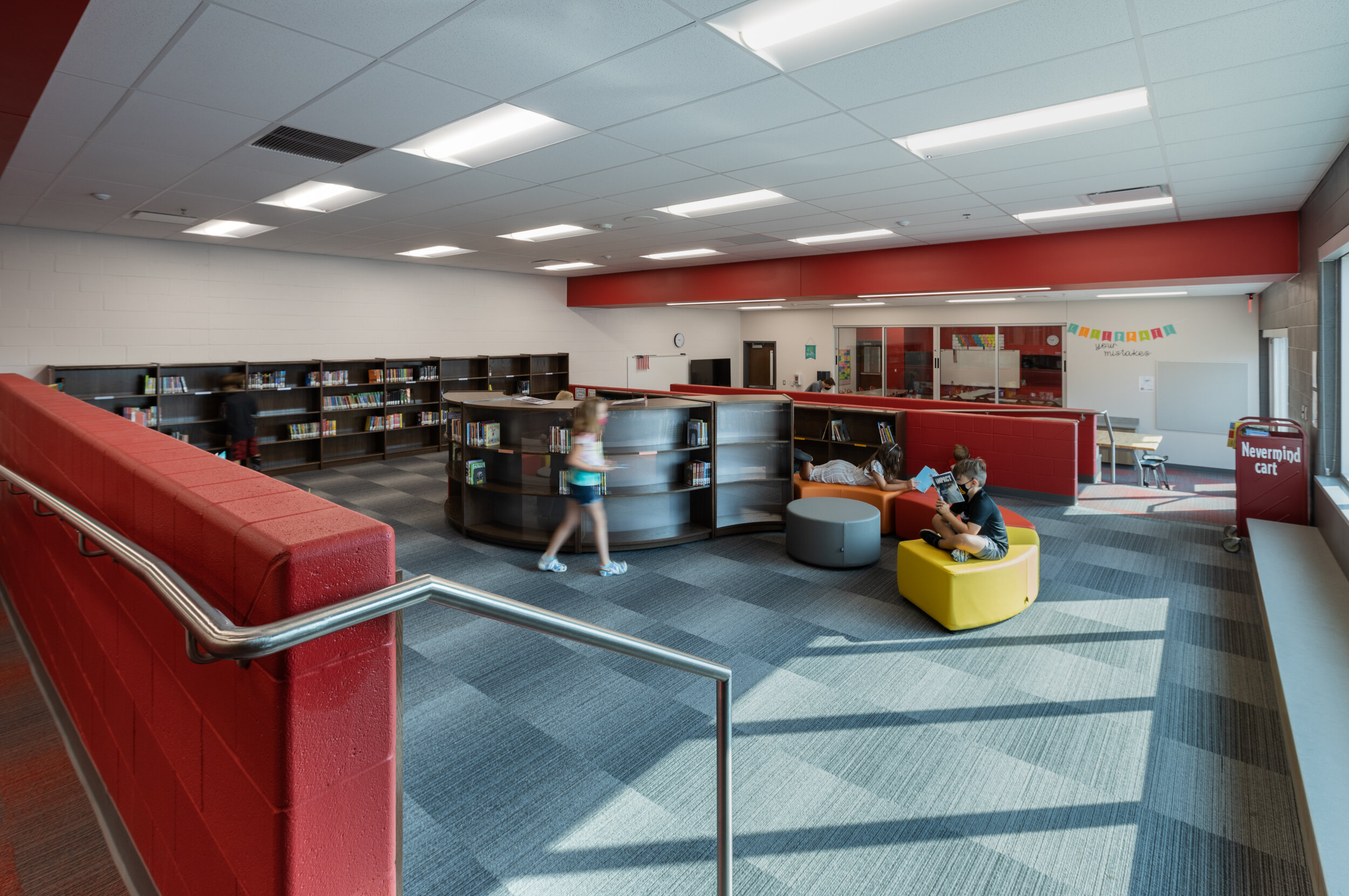 21_HTK_GrayHawkElementary_Library_5.jpg