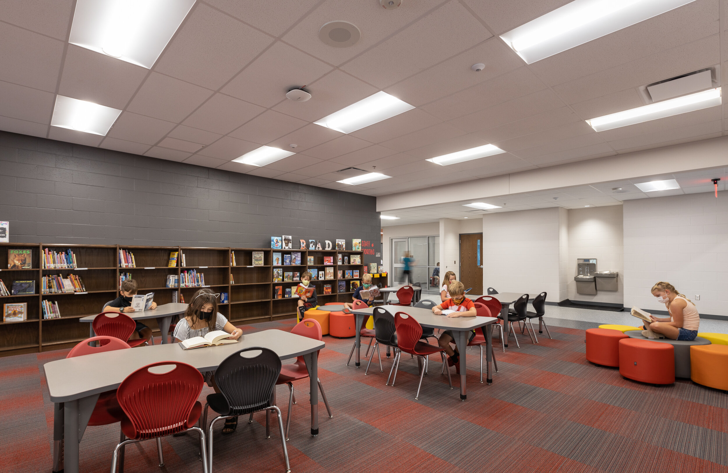 21_HTK_GrayHawkElementary_Library_3.jpg
