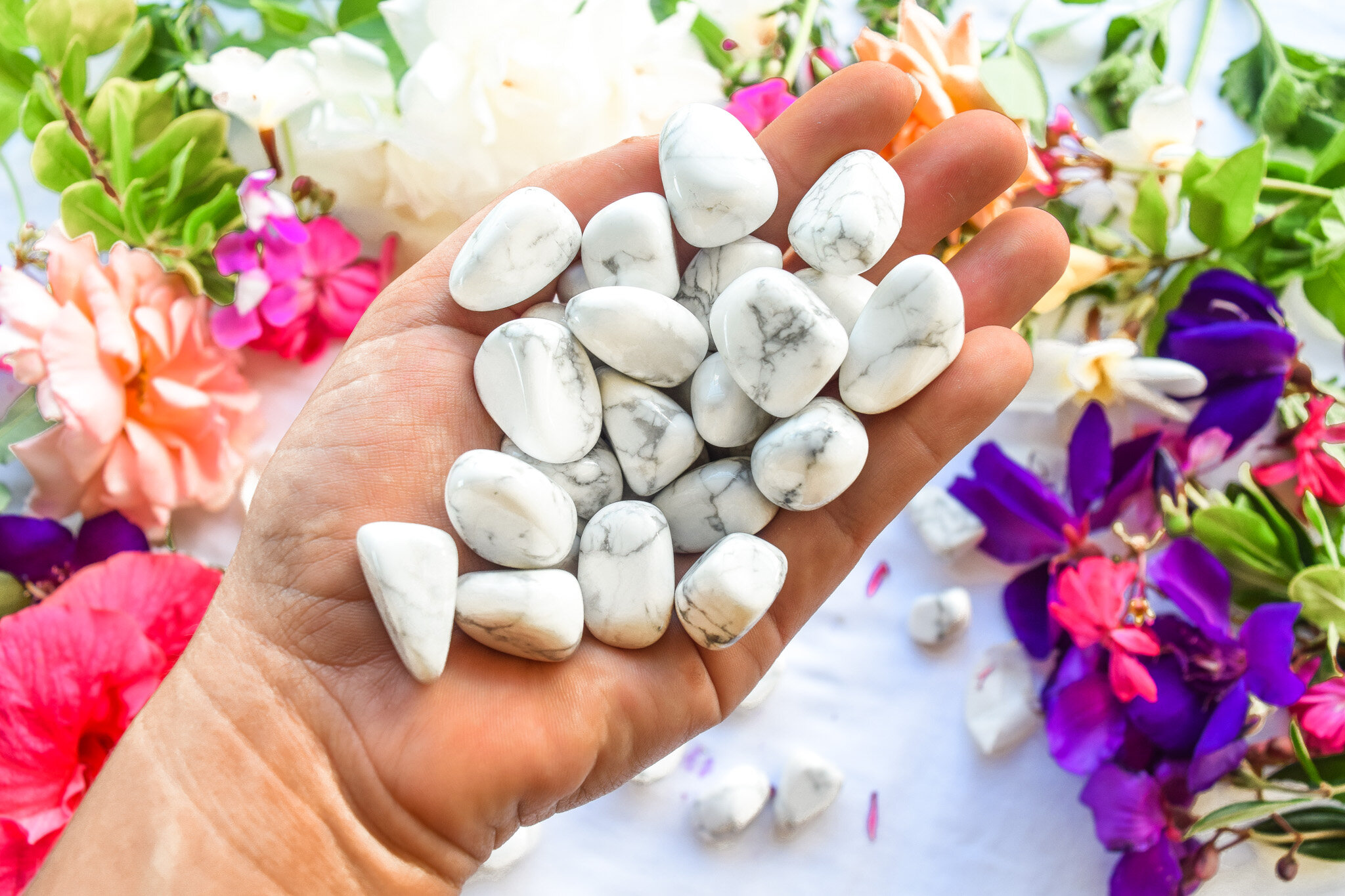 White Howlite (4).jpg