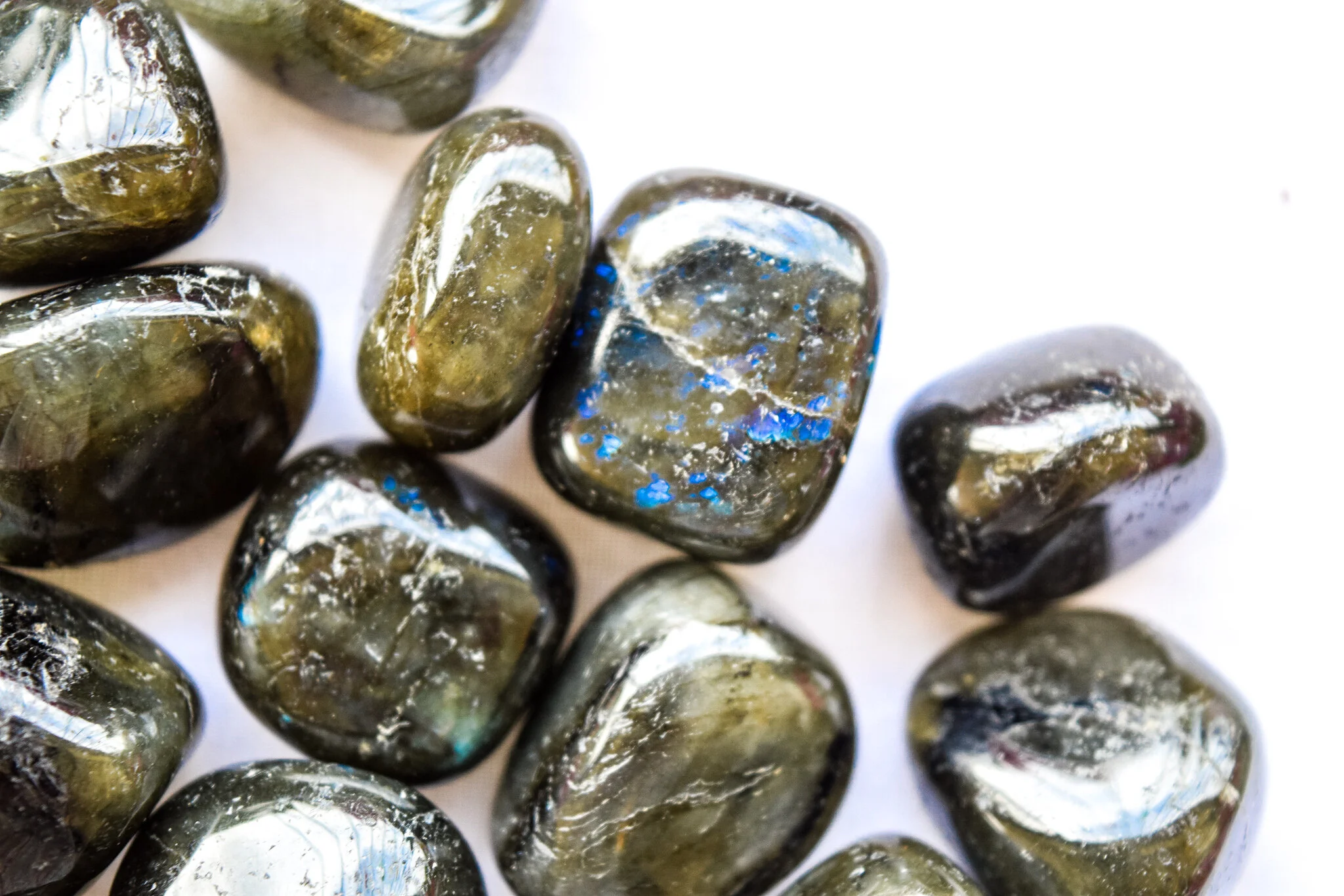 Labradorite (2).jpg