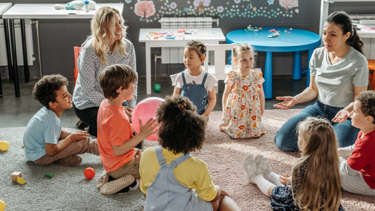 Grenzen stellen aan kinderen als pedagogisch medewerker: zo doe je dat
