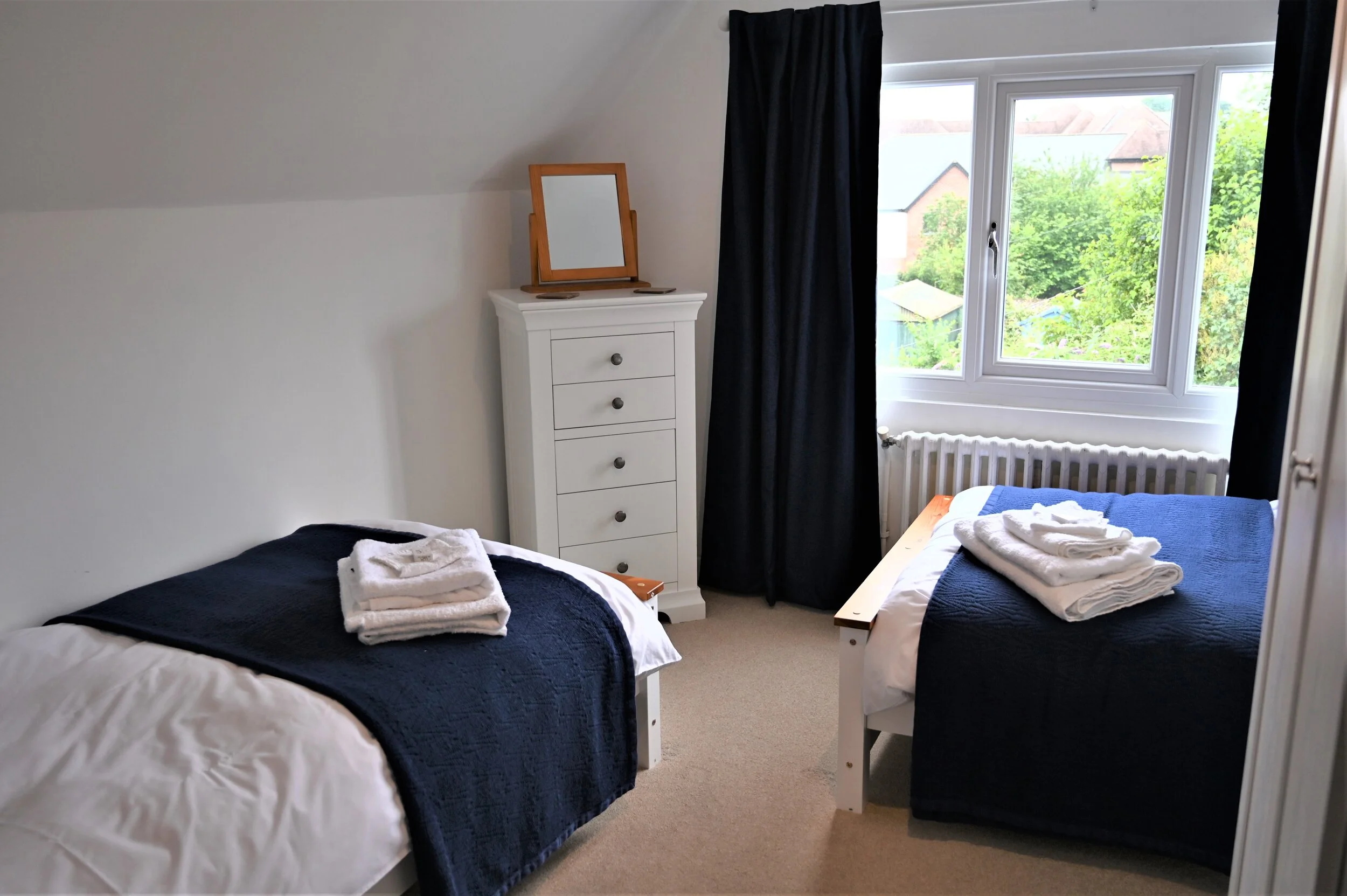 Twin towards window.jpg