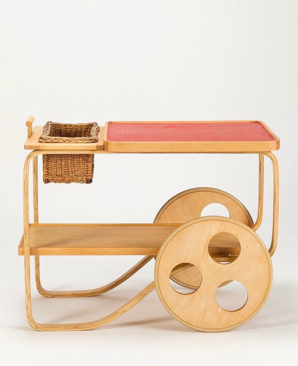 If Friday was a piece of furniture... Been sourcing a lotttt this week &amp; came across this wonderful Alvar Aalto bar trolley designed for Wohnberdarf in 1937 (made from plywood and solid birch wood). If I had a spare &pound;8k it would be on the t