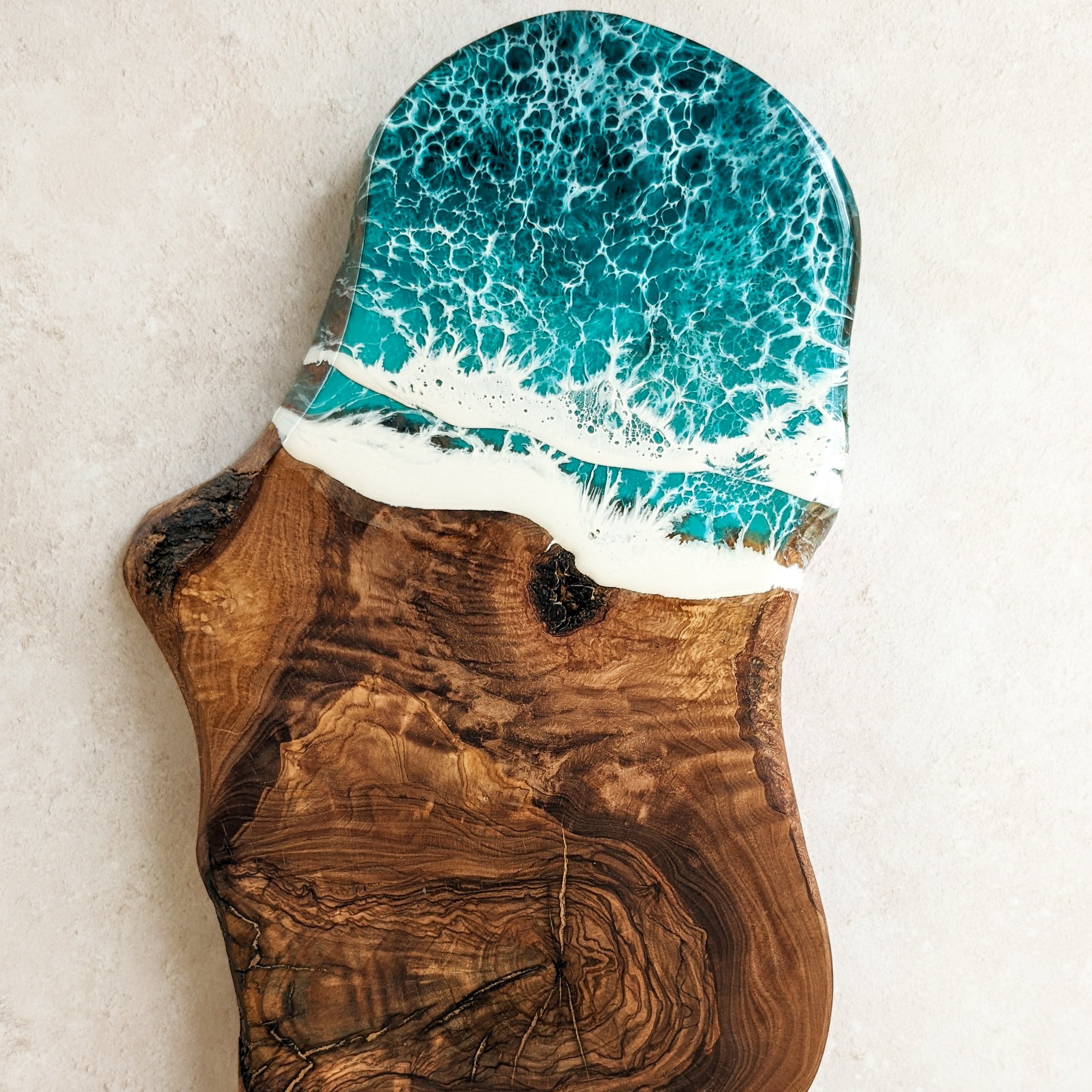 01 Resin Ocean Chopping Board.jpg