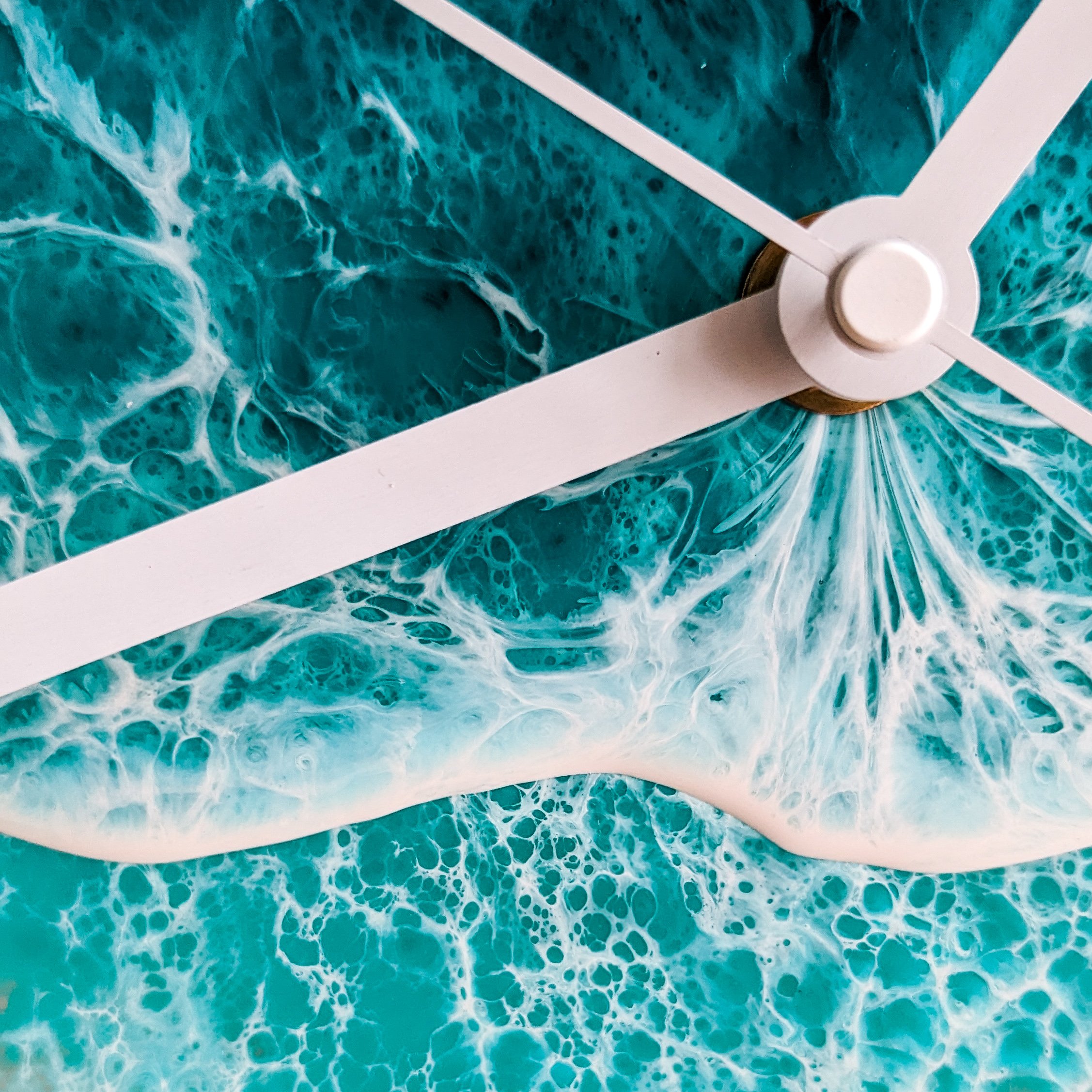 Resin Ocean Clock 6.6.jpg