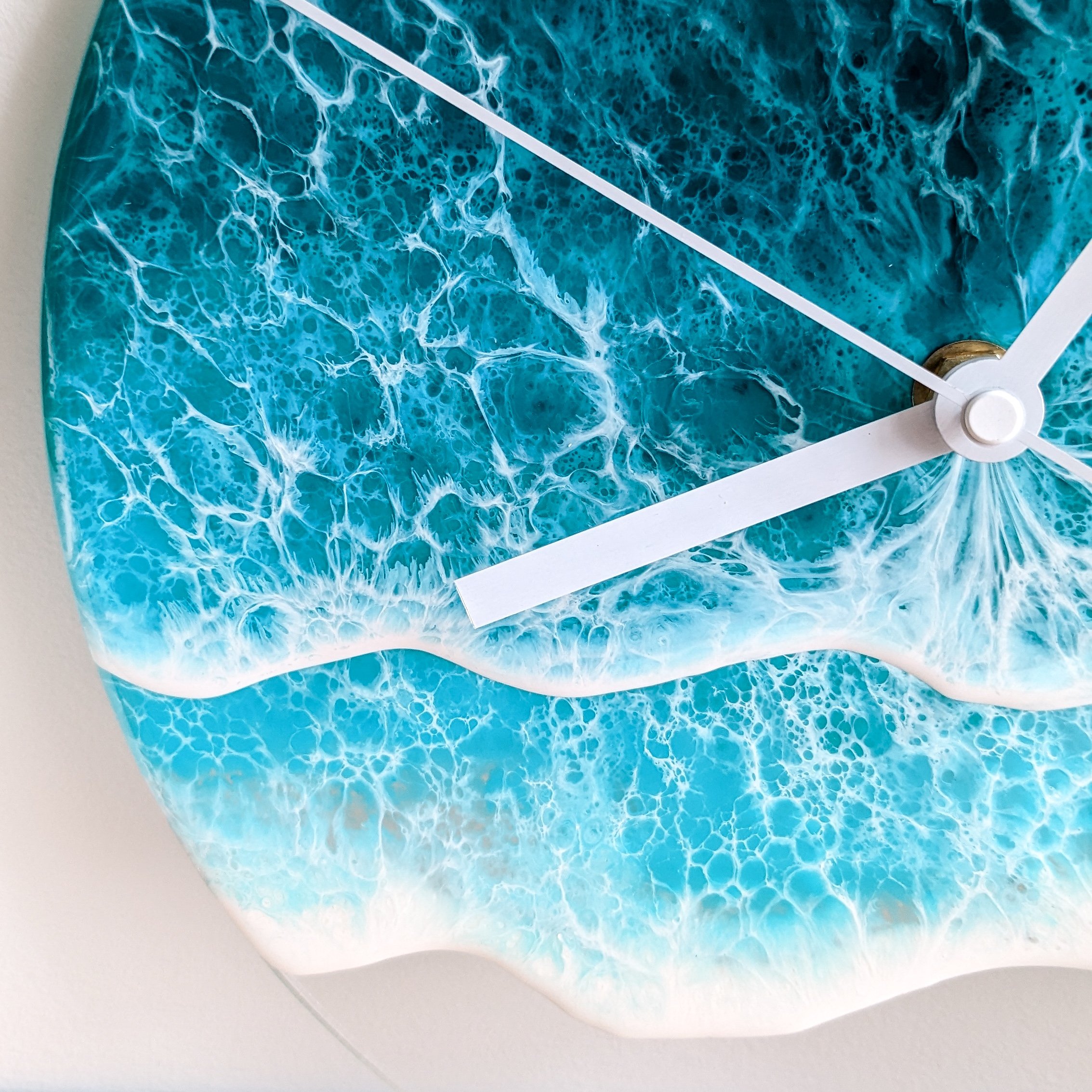Resin Ocean Clock 6.4.jpg