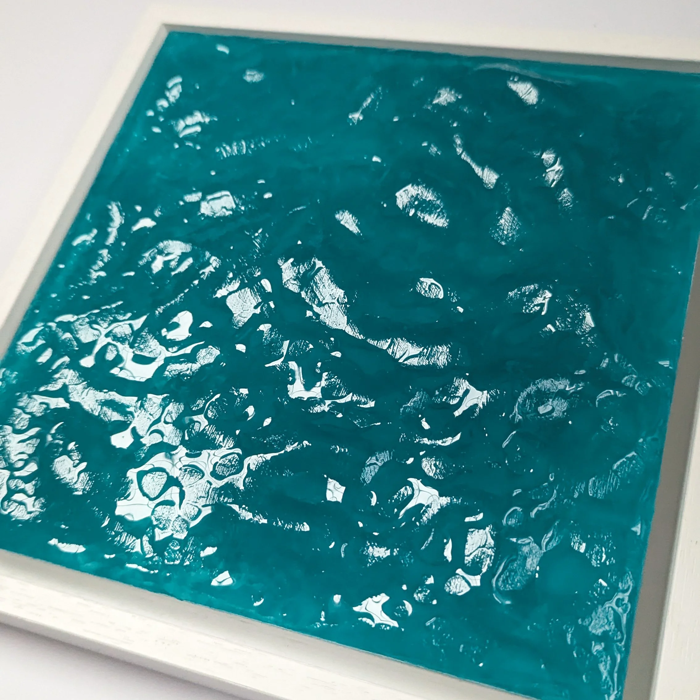 sculpted-water-resin-blue-ocean-square-mixed-finish-3.jpg