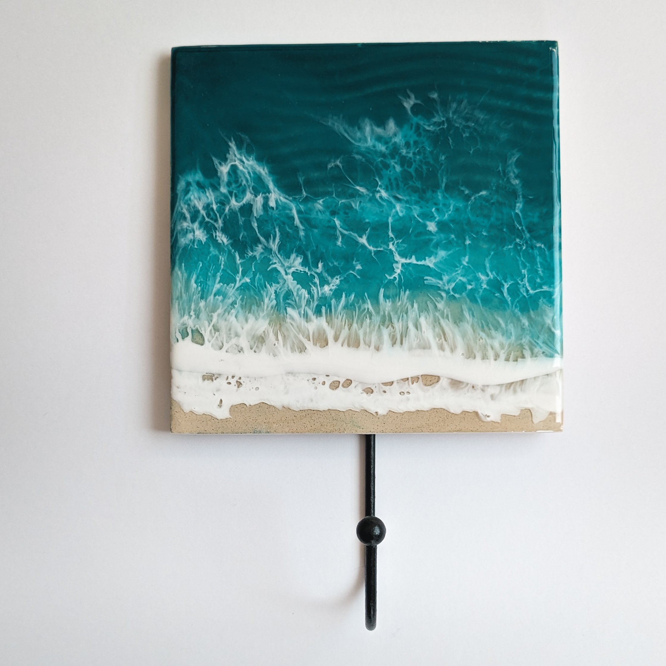 resin-ocean-hook-hanging-2(3).jpg