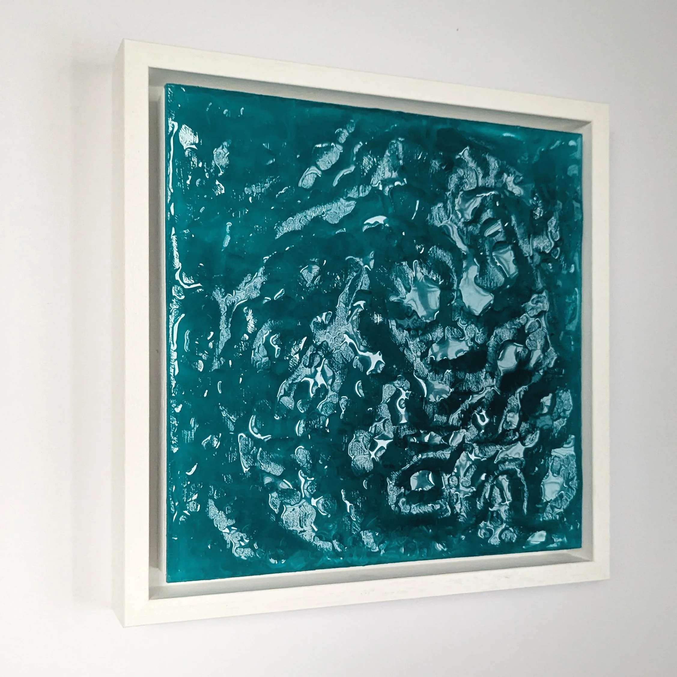 sculpted-water-resin-blue-ocean-square-mixed-finish-4.jpg