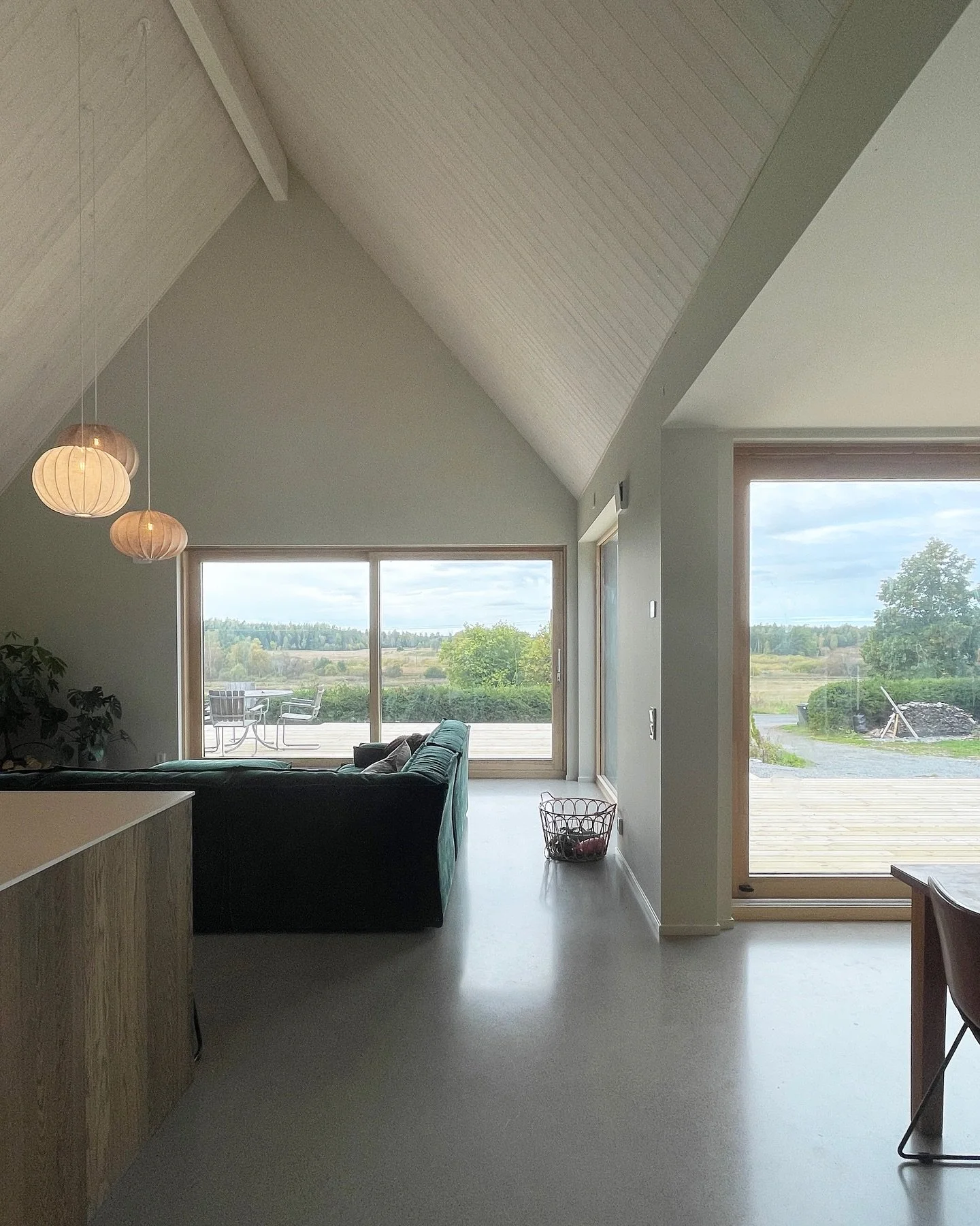 Our transformation &amp; extension project in Uppsala. Challenging brief, wonderful clients and a great result! 

(Check our earlier reel to see the original house!)

@rushtonarkitektur
@rosen_nz 
@husmastarna 

#arkitektritat #uppsala #knivsta #ladh