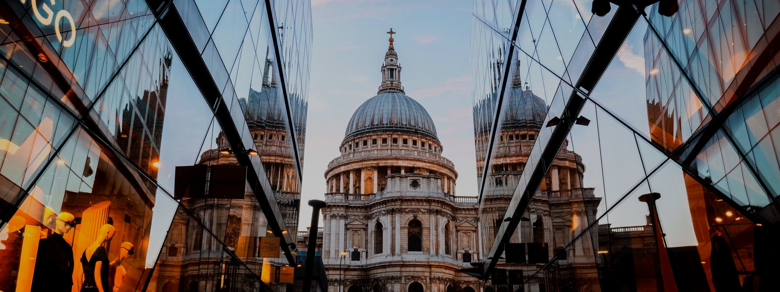 St+Pauls+with+glass+either+side.jpg