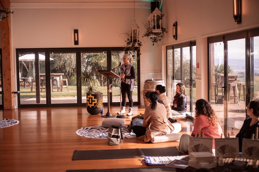 wahine sit  - Copy.JPG