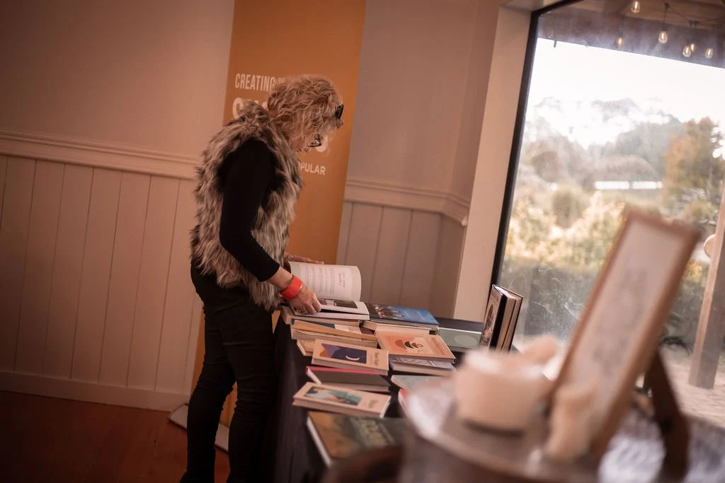 reading  jane  - Copy.JPG