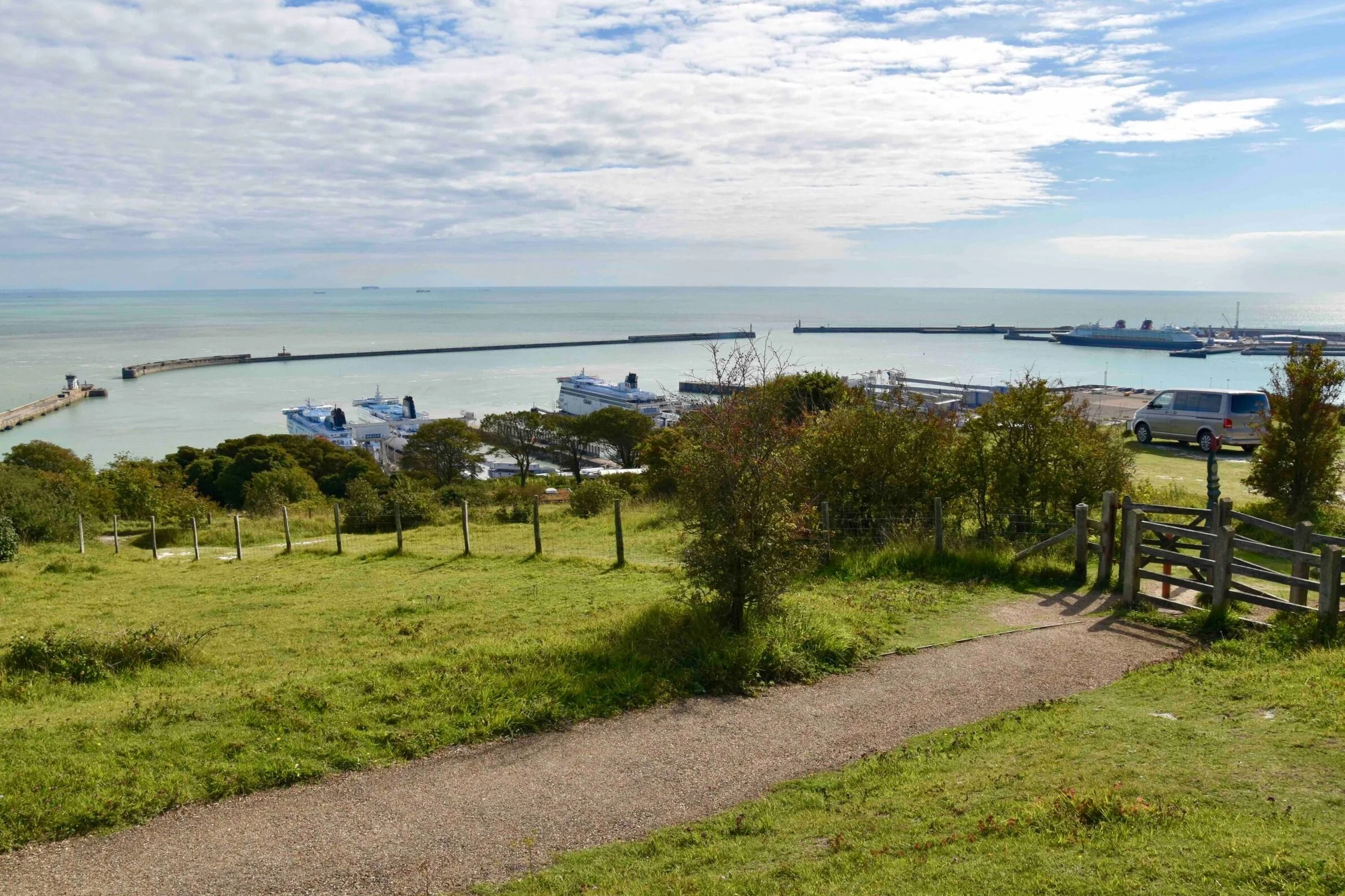 White Cliffs Of Dover- Kent</strong>